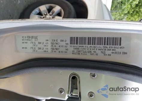 2018 Ram 1500 Slt 4X4 6'4 Box z USA, uszkodzony, nr VIN 1C6RR7TT3JS115295